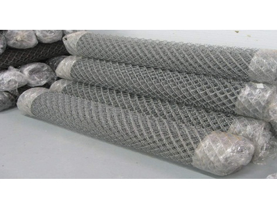 Оцинкованная сетка рабица для забора д. 1,6 высотой 1,8 м